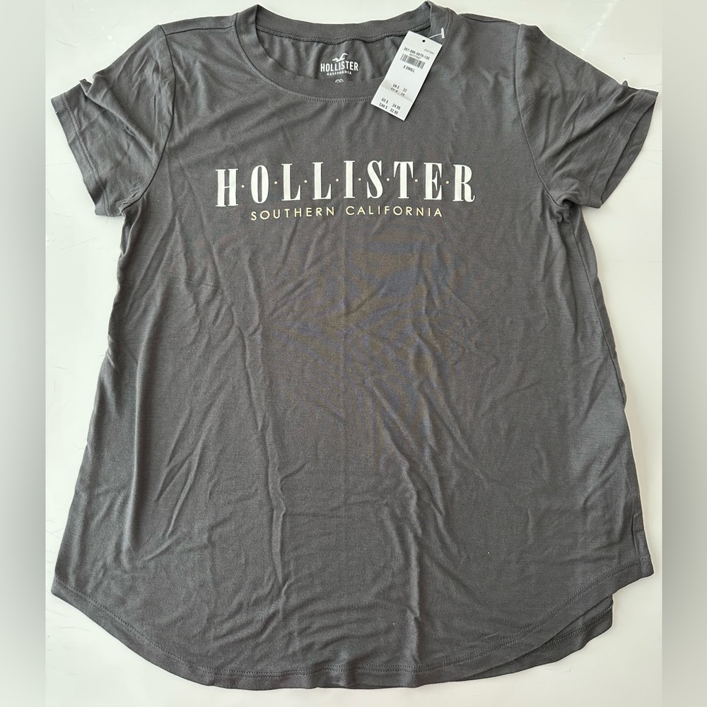 NEW Women’s Hollister Print Logo Graphic T-Shirt Size XS